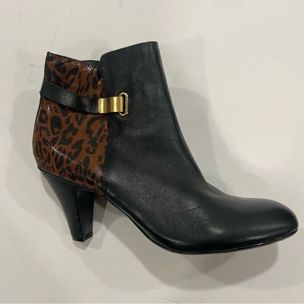 Naturalizer Lilly‎ Leather Ankle Boots Black Cheetah MSRP $149 Women's US 9.5M